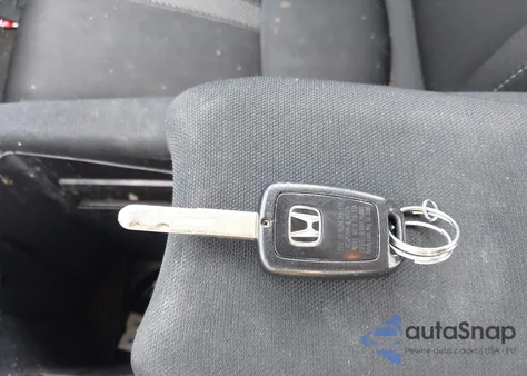 2016 Honda Civic Lx z USA, uszkodzony, nr VIN 19XFC2F57GE218759